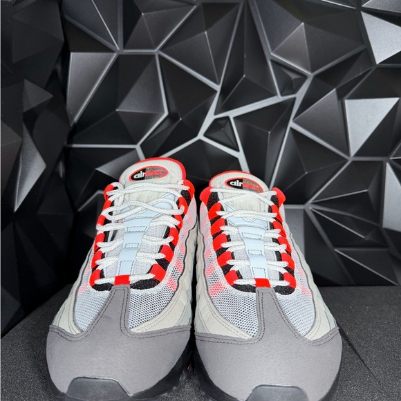 Nike Air Max 95 Men's Sneakers - Gray, Red, and Black - Picture 2 of 10